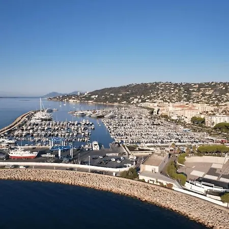 Azur Elegance, Piscine & Plages Apartamento *