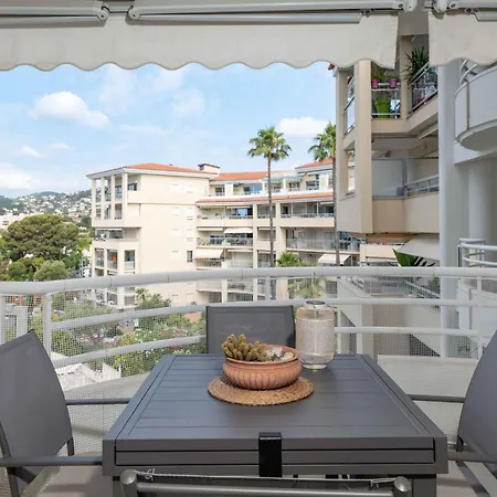 Apartamento Azur Elegance, Piscine & Plages Antibes