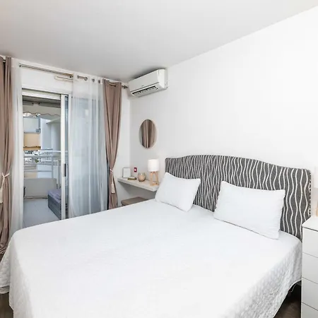 Daire Azur Elegance, Piscine & Plages