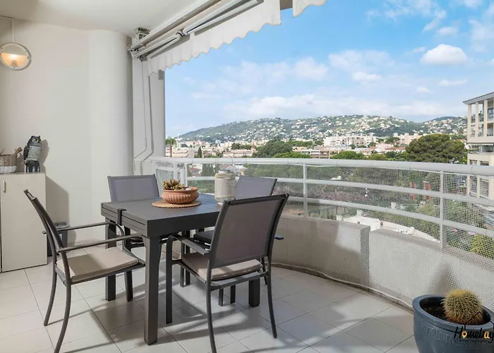 Azur Elegance, Piscine & Plages Apartment *